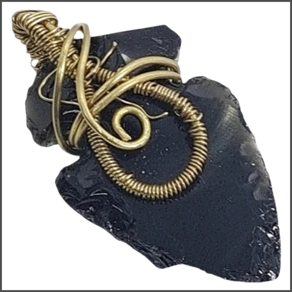 Hand-Wired Obsidian Arrowhead Pendant. NWOT